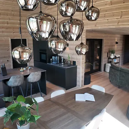 Lillelordag - Stunning With Sauna * Vradal