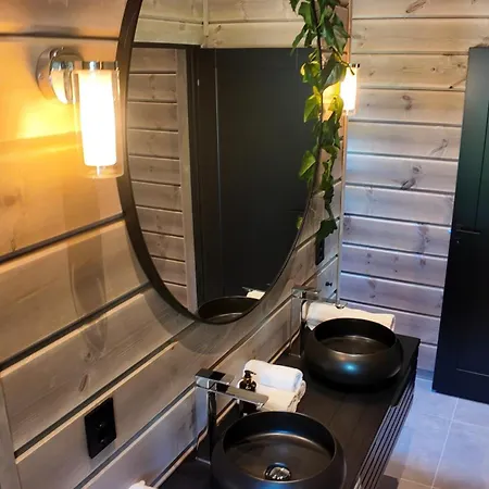 Casa de Férias Lillelordag - Stunning With Sauna *